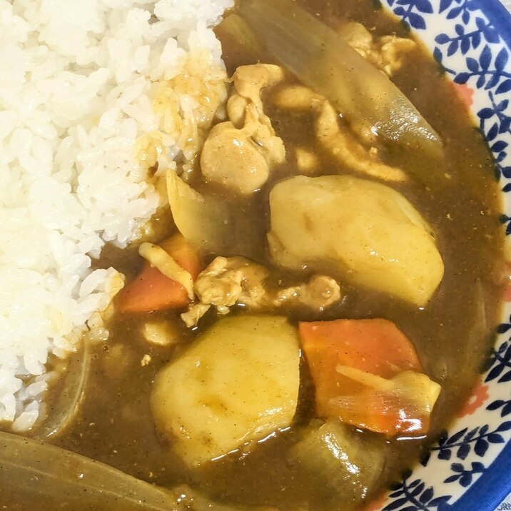 シンプル♪カレールーで家族大好きカレー
